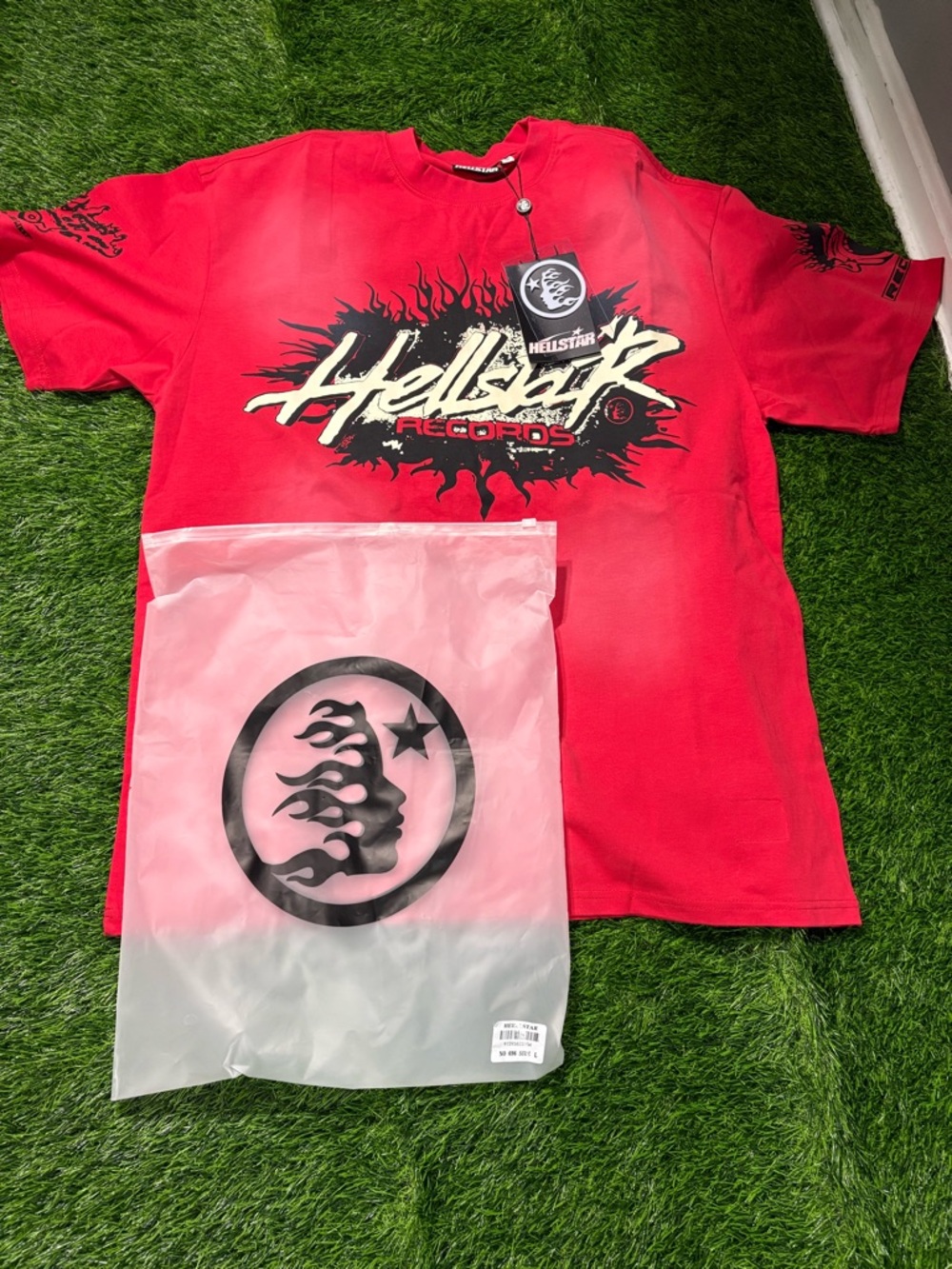 Red Graphic hellstar tee